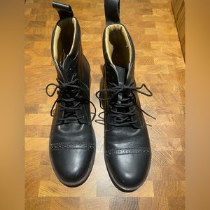 Equestrian dressage riding boots sz 8 Vegan